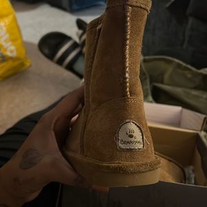 Brown bearpaw shoes size 11 toddler for a girl